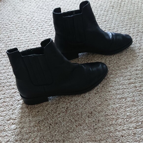 Stuart Weitzman Basilico Chelsea ANKLE BOOTS black size 10M - Picture 2 of 10